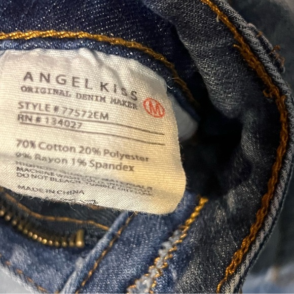 Angel Kiss Denim Distressed Skirt with Floral Embroidery - Picture 4 of 4